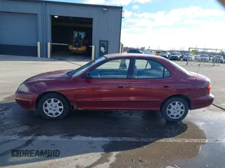 1999 Hyundai Elantra с VIN KMHJF25F1XU885528, выставлен на аукционе IAAI как лот 41403706 с пробегом 141 406 миль миль и . История ставок и продаж доступна на DreamBid. Изображение 13.