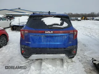 2024 Kia Seltos S z VIN KNDEUCAA2R7476435, wystawiony jako Copart lot #44722865 z przebiegiem 12 012 mil mil oraz Nie do naprawy • Non repairable. Historia ofert i sprzedaży dostępna na DreamBid. Obrazek 2.