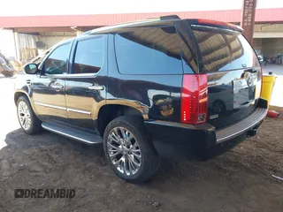 2008 Cadillac Escalade z VIN 1GYFK63828R232898, wystawiony jako IAAI lot #42131832 z przebiegiem 189 417 mil mil oraz . Historia ofert i sprzedaży dostępna na DreamBid. Obrazek 3.