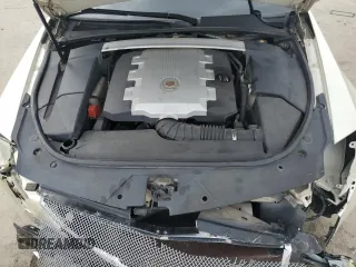 2009 Cadillac CTS RWD z VIN 1G6DU57V690113794, wystawiony jako Copart lot #55104185 z przebiegiem 157 599 mil mil oraz Szkoda całkowita • Salvage title. Historia ofert i sprzedaży dostępna na DreamBid. Obrazek 11.