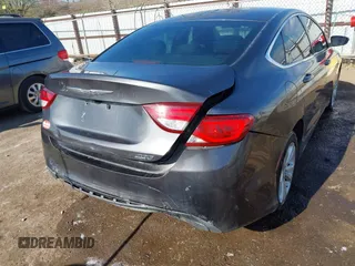 2016 Chrysler 200 Limited with VIN 1C3CCCAB5GN171060, listed as a IAAI auction lot 41848241 with 116,538 mi miles. Bid and sale history available at carsss.com. Image 6.