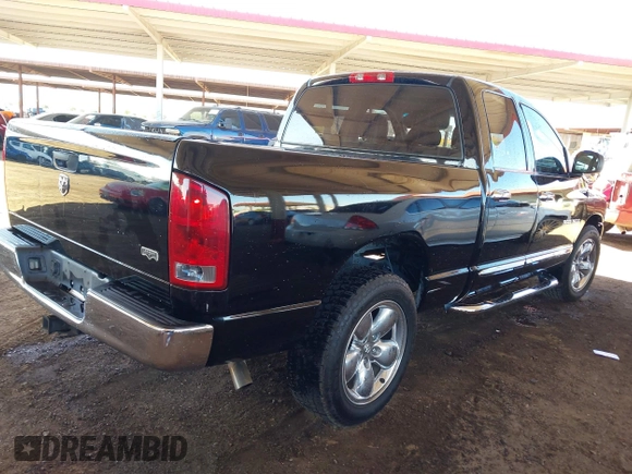 2005 Dodge 1500 SLT with VIN 1D7HA18D75S272401, listed as a IAAI auction lot 42122463 with 207,624 mi miles. Bid and sale history available at carsss.com. Image 4.
