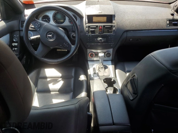 2008 Mercedes-Benz C 300 Sport с VIN WDDGF54X48R033405, выставлен на аукционе Copart как лот 54579615 с пробегом 186 751 миль миль и Списание • Salvage title. История ставок и продаж доступна на DreamBid. Изображение 8.