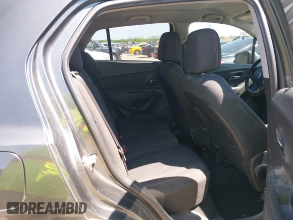 2020 Chevrolet Trax LS with VIN 3GNCJKSBXLL260487, listed as a IAAI auction lot 42044189 with 94,191 mi miles and . Bid and sale history available at DreamBid. Image 8.