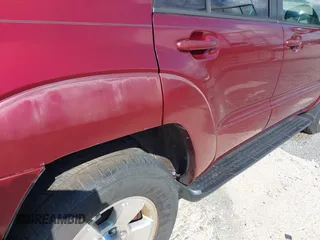 2005 Toyota 4Runner SR5 z VIN JTEZU14R558031159, wystawiony jako IAAI lot #42315770 z przebiegiem 254 196 mil mil oraz . Historia ofert i sprzedaży dostępna na DreamBid. Obrazek 6.