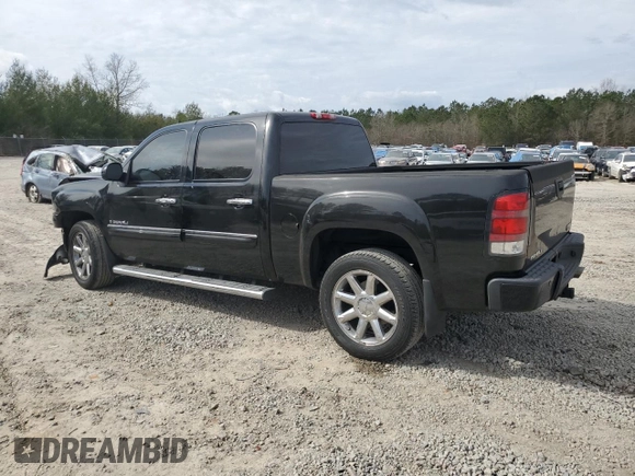 2008 GMC Sierra Denali z VIN 2GTEK638881333440, wystawiony jako Copart lot #47621115 z przebiegiem 191 529 mil mil oraz Szkoda całkowita • Salvage title. Historia ofert i sprzedaży dostępna na DreamBid. Obrazek 2.