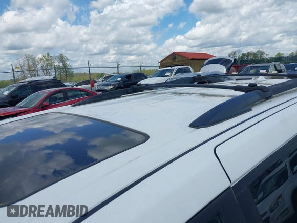 2011 Toyota Sienna XLE AAS z VIN 5TDYK3DC6BS172939, wystawiony jako IAAI lot #42111002 z przebiegiem 172 160 mil mil oraz . Historia ofert i sprzedaży dostępna na DreamBid. Obrazek 12.