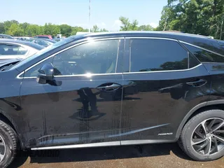 2017 Lexus RX 450h с VIN 2T2BGMCA0HC012064, выставлен на аукционе IAAI как лот 42572395 с пробегом 139 006 миль миль и . История ставок и продаж доступна на DreamBid. Изображение 15.
