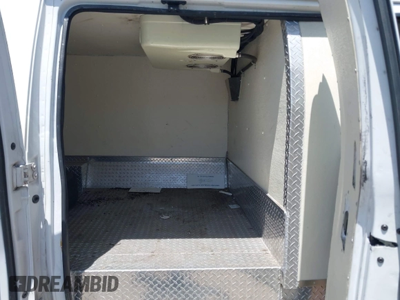 2011 Ford Econoline Cargo Commercial с VIN 1FTSS3EL0BDA84923, выставлен на аукционе IAAI как лот 42332774 с пробегом 503 632 миль миль и . История ставок и продаж доступна на DreamBid. Изображение 8.