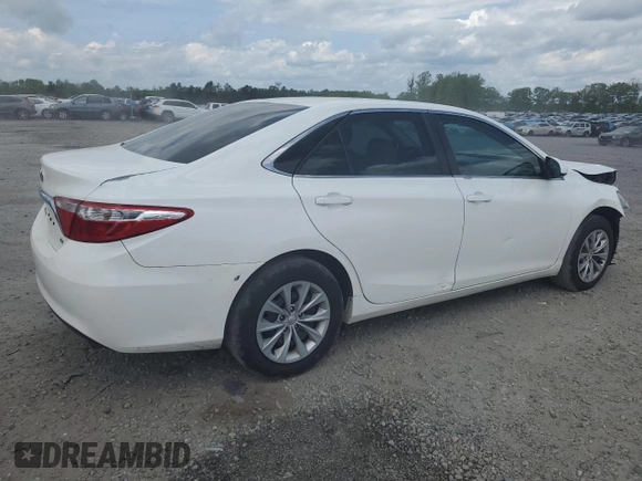 2016 Toyota Camry XLE with VIN 4T4BF1FK8GR532929, listed as a Copart auction lot 55422005 with 275,653 mi miles and Clean Title. Bid and sale history available at carsss.com. Image 3.