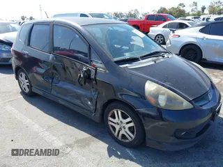 2007 Honda Fit Sport z VIN JHMGD38607S021022, wystawiony jako IAAI lot #42274897 z przebiegiem 277 486 mil mil oraz . Historia ofert i sprzedaży dostępna na DreamBid. Obrazek 1.