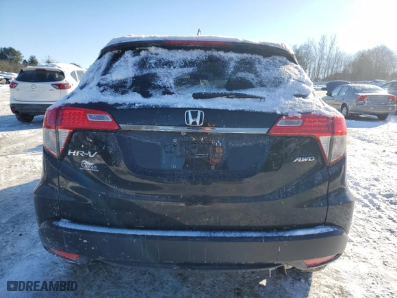 2021 Honda HR-V LX with VIN 3CZRU6H34MM737163, listed as a Copart auction lot 42048605 with 24,301 mi miles and Salvage Title. Bid and sale history available at carsss.com. Image 6.
