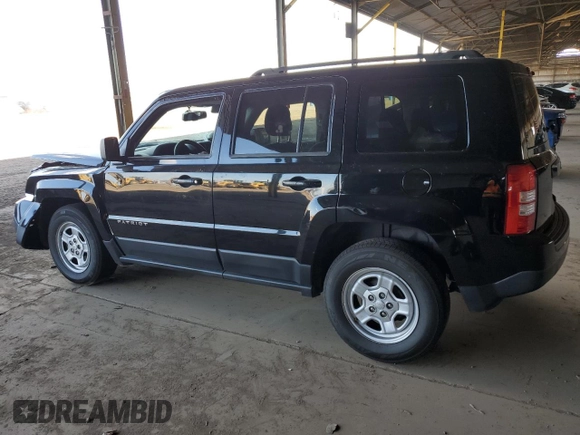 2016 Jeep Patriot Sport z VIN 1C4NJPBA3GD810579, wystawiony jako Copart lot #62644305 z przebiegiem 96 481 mil mil oraz Szkoda całkowita • Salvage title. Historia ofert i sprzedaży dostępna na DreamBid. Obrazek 2.