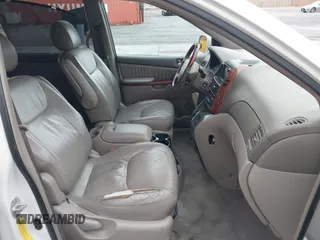 2004 Toyota Sienna XLE with VIN 5TDZA22C94S084569, listed as a IAAI auction lot 41482040 with 210,157 mi miles and . Bid and sale history available at DreamBid. Image 5.