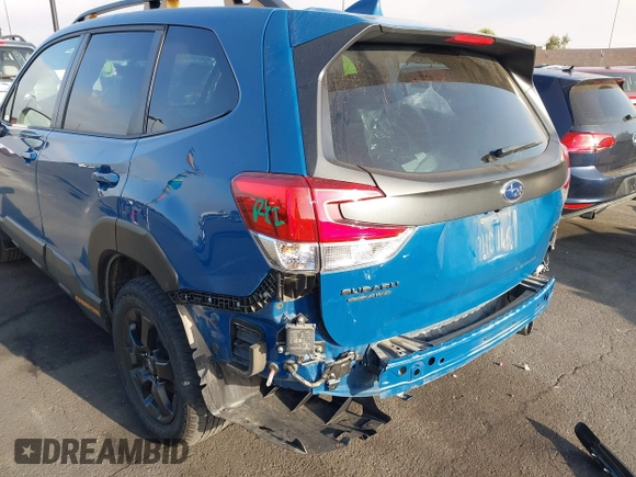 2023 Subaru Forester Wilderness z VIN JF2SKAMC8PH474675, wystawiony jako IAAI lot #42279893 z przebiegiem 27 604 mil mil oraz . Historia ofert i sprzedaży dostępna na DreamBid. Obrazek 3.