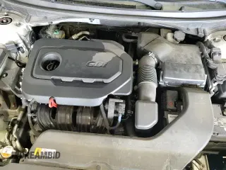 2017 Hyundai Sonata SE with VIN 5NPE24AFXHH548712, listed as a Copart auction lot 81559405 with 95,576 mi miles and Salvage title. Bid and sale history available at DreamBid. Image 16.