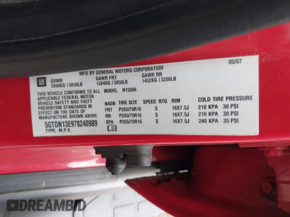 2007 Hummer H3 SUV with VIN 5GTDN13E978240989, listed as a IAAI auction lot 42169980 with 136,129 mi miles. Bid and sale history available at carsss.com. Image 9.