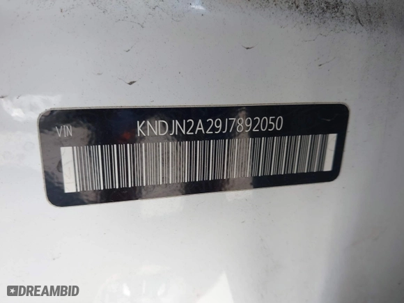 2018 Kia Soul with VIN KNDJN2A29J7892050, listed as a IAAI auction lot 41847303 with 104,332 mi miles. Bid and sale history available at carsss.com. Image 9.