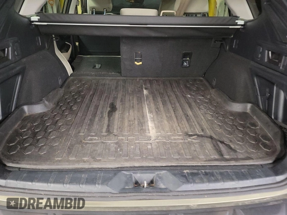 2022 Subaru Outback Premium z VIN 4S4BTADC5N3270899, wystawiony jako IAAI lot #42787273 z przebiegiem 105 494 mil mil oraz . Historia ofert i sprzedaży dostępna na DreamBid. Obrazek 14.