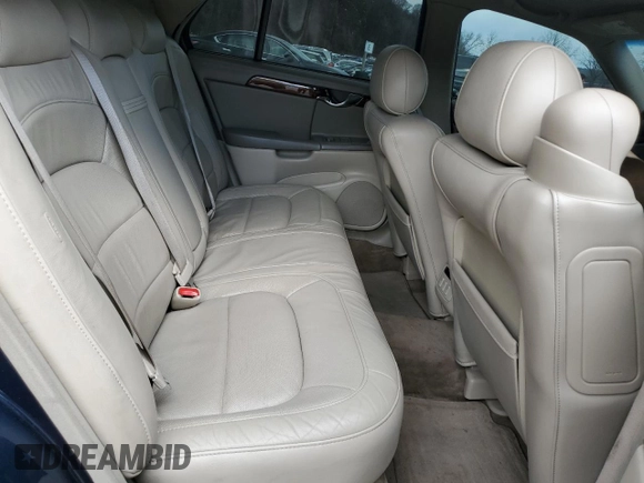 2004 Cadillac DeVille DTS z VIN 1G6KF579X4U203102, wystawiony jako Copart lot #50426955 z przebiegiem 157 290 mil mil oraz Szkody całkowita. Historia ofert i sprzedaży dostępna na DreamBid. Obrazek 10.