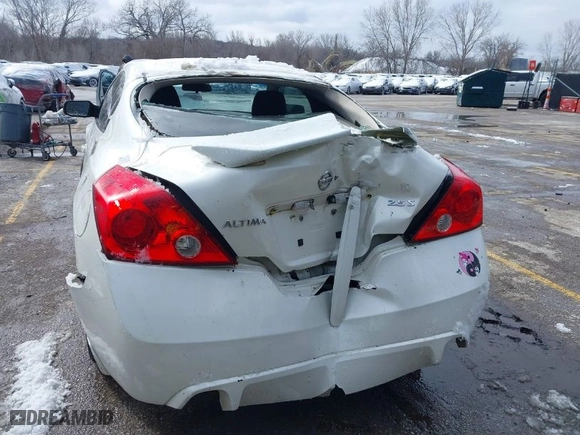 2013 Nissan Altima 2.5 S with VIN 1N4AL2EP1DC199566, listed as a IAAI auction lot 41711641 with 129,960 mi miles. Bid and sale history available at carsss.com. Image 6.