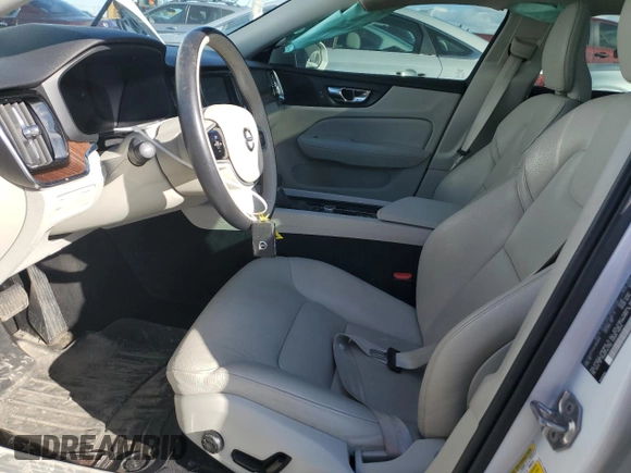 2020 Volvo S60 Momentum with VIN 7JRA22TK9LG065806, listed as a Copart auction lot 47631915 with 79,620 mi miles and Salvage Title. Bid and sale history available at carsss.com. Image 7.