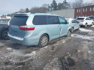 2017 Toyota Sienna LE with VIN 5TDJZ3DC5HS158746, listed as a IAAI auction lot 41343900 with 79,019 mi miles. Bid and sale history available at carsss.com. Image 4.