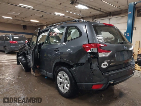 2022 Subaru Forester with VIN JF2SKACC1NH517798, listed as a IAAI auction lot 41658814 with 19,588 mi miles and . Bid and sale history available at DreamBid. Image 3.