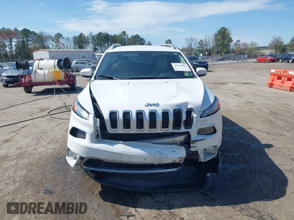 2018 Jeep Cherokee Limited with VIN 1C4PJMDX3JD588626, listed as a IAAI auction lot 41913964 with 80,106 mi miles. Bid and sale history available at carsss.com. Image 12.