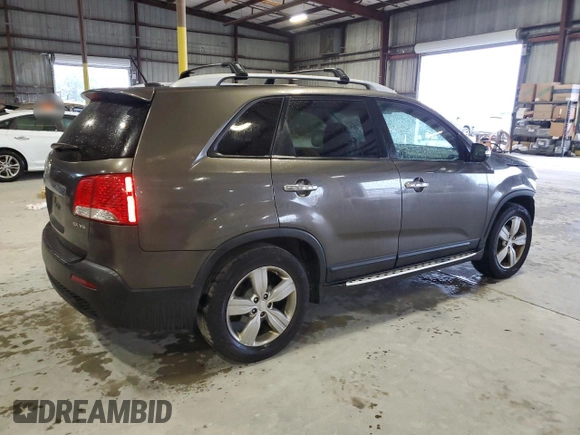 2013 Kia Sorento EX with VIN 5XYKU4A2XDG351731, listed as a Copart auction lot 45654105 with 187,190 mi miles and Salvage Title. Bid and sale history available at carsss.com. Image 3.