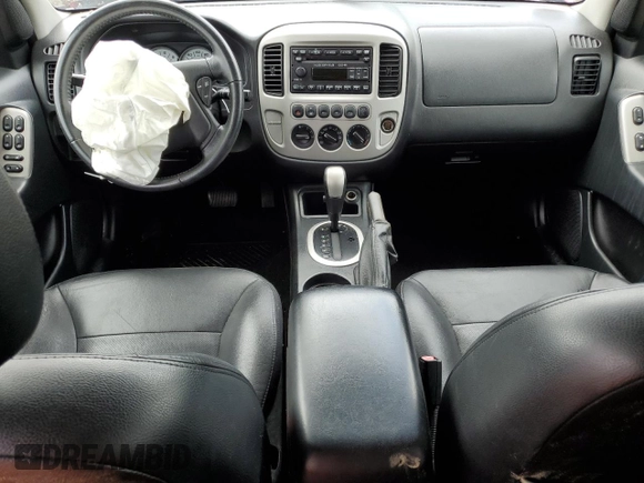 2007 Ford Escape Limited with VIN 1FMYU94137KB27088, listed as a Copart auction lot 64566404 with 0 mi miles and Non Repairable. Bid and sale history available at carsss.com. Image 8.