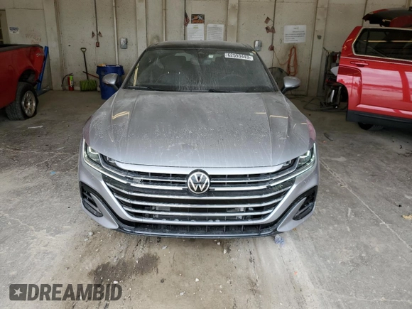 2021 Volkswagen Arteon SEL R-Line с VIN WVWHR7ANXME004450, выставлен на аукционе Copart как лот 62593443 с пробегом 8 900 миль миль и . История ставок и продаж доступна на DreamBid. Изображение 5.