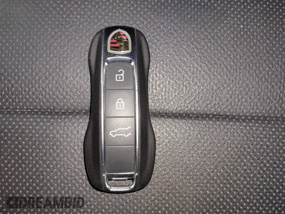 2024 Porsche Cayenne z VIN WP1AA2AY5RDA01585, wystawiony jako IAAI lot #41908153 z przebiegiem 15 559 mil mil oraz . Historia ofert i sprzedaży dostępna na DreamBid. Obrazek 11.