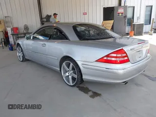 2002 Mercedes-Benz CL 500/600 z VIN WDBPJ75J32A018817, wystawiony jako IAAI lot #42535060 z przebiegiem Nie podano mil oraz . Historia ofert i sprzedaży dostępna na DreamBid. Obrazek 3.