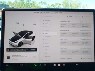 2022 Tesla Model Y Long Range with VIN 7SAYGAEE8NF431786, listed as a IAAI auction lot 41750353 with 67,846 mi miles and . Bid and sale history available at carsss.com. Image 7.