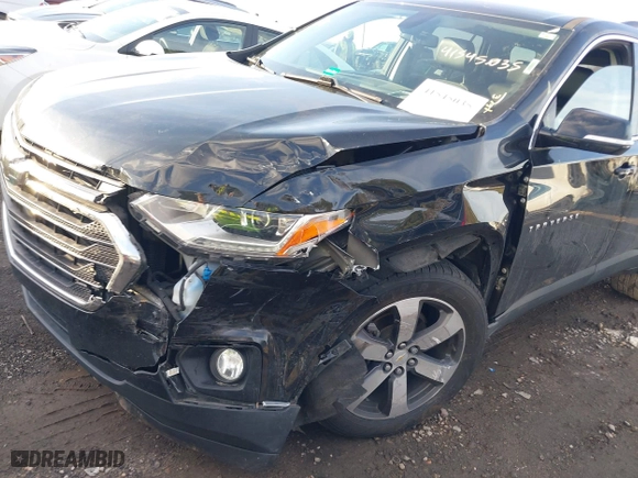2019 Chevrolet Traverse LT Leather with VIN 1GNERHKW8KJ245855, listed as a IAAI auction lot 41545035 with 93,499 mi miles. Bid and sale history available at carsss.com. Image 6.