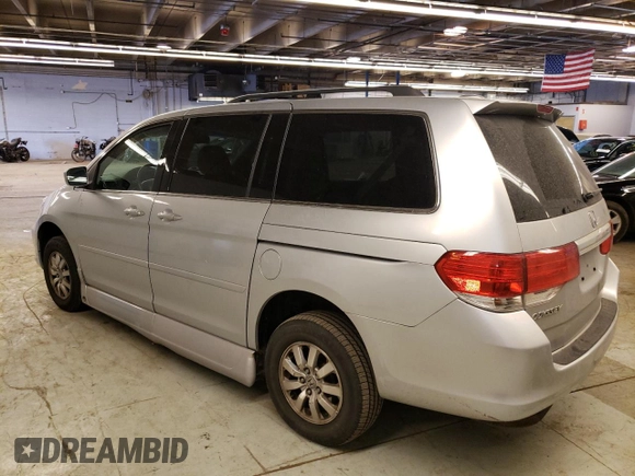 2010 Honda Odyssey EX-L with VIN 5FNRL3H63AB013983, listed as a Copart auction lot 45105144 with 72,390 mi miles and Clean Title. Bid and sale history available at carsss.com. Image 2.