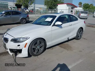 2017 BMW 2 Series 230i с VIN WBA2F9C36HV983909, выставлен на аукционе IAAI как лот 42180503 с пробегом 44 037 миль миль и . История ставок и продаж доступна на DreamBid. Изображение 2.