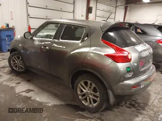 2011 Nissan Juke SL with VIN JN8AF5MVXBT024916, listed as a IAAI auction lot 41562770 with 175,256 mi miles. Bid and sale history available at carsss.com. Image 3.