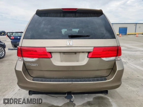 2008 Honda Odyssey EX-L z VIN 5FNRL38718B402236, wystawiony jako Copart lot #59355585 z przebiegiem 131 558 mil mil oraz Czysty tytuł • Clean title. Historia ofert i sprzedaży dostępna na DreamBid. Obrazek 6.