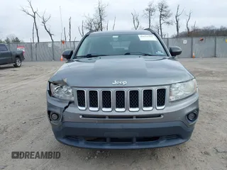 2011 Jeep Compass with VIN 1J4NF1FB1BD251618, listed as a IAAI auction lot 41633368 with 125,326 mi miles. Bid and sale history available at carsss.com. Image 12.