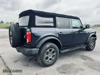 2021 Ford Bronco with VIN 1FMDE5BH8MLA83132, listed as a Copart auction lot 54382935 with 31,192 mi miles and Salvage Title. Bid and sale history available at carsss.com. Image 4.