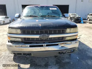 2001 Chevrolet Silverado 1500 LS with VIN 2GCEC19V411184365, listed as a Copart auction lot 48787115 with 313,642 mi miles and Salvage Title. Bid and sale history available at carsss.com. Image 5.