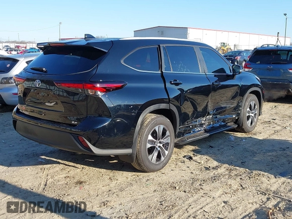2024 Toyota Highlander LE with VIN 5TDKDRAH6RS051518, listed as a IAAI auction lot 41393093 with 23,305 mi miles and . Bid and sale history available at DreamBid. Image 4.