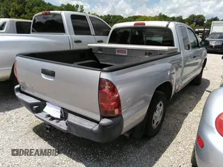 2008 Toyota Tacoma z VIN 5TETX22N68Z567516, wystawiony jako IAAI lot #42560571 z przebiegiem 146 000 mil mil oraz . Historia ofert i sprzedaży dostępna na DreamBid. Obrazek 4.