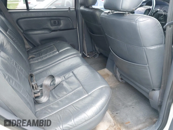 1998 Toyota 4Runner SR5 z VIN JT3GN86R5W0060650, wystawiony jako IAAI lot #42373192 z przebiegiem 264 886 mil mil oraz . Historia ofert i sprzedaży dostępna na DreamBid. Obrazek 8.