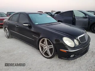 2005 Mercedes-Benz E-Class 5.5L AMG with VIN WDBUF76J05A675937, listed as a Copart auction lot 77349524 with 0 mi miles and Salvage Title. Bid and sale history available at carsss.com. Image 4.