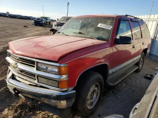 1996 Chevrolet Tahoe z VIN 1GNEK13R1TJ407363, wystawiony jako Copart lot #44153525 z przebiegiem 287 465 mil mil oraz Szkoda całkowita • Salvage title. Historia ofert i sprzedaży dostępna na DreamBid. Obrazek 1.