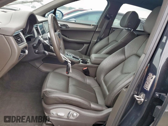 2018 Porsche Macan с VIN WP1AA2A51JLB14899, выставлен на аукционе Copart как лот 55941625 с пробегом 54 936 миль миль и Списание • Salvage title. История ставок и продаж доступна на DreamBid. Изображение 7.