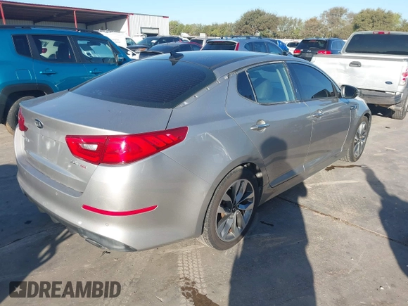 2015 Kia Optima SX Turbo with VIN 5XXGR4A65FG407334, listed as a IAAI auction lot 40743106 with 164,260 mi miles. Bid and sale history available at carsss.com. Image 4.